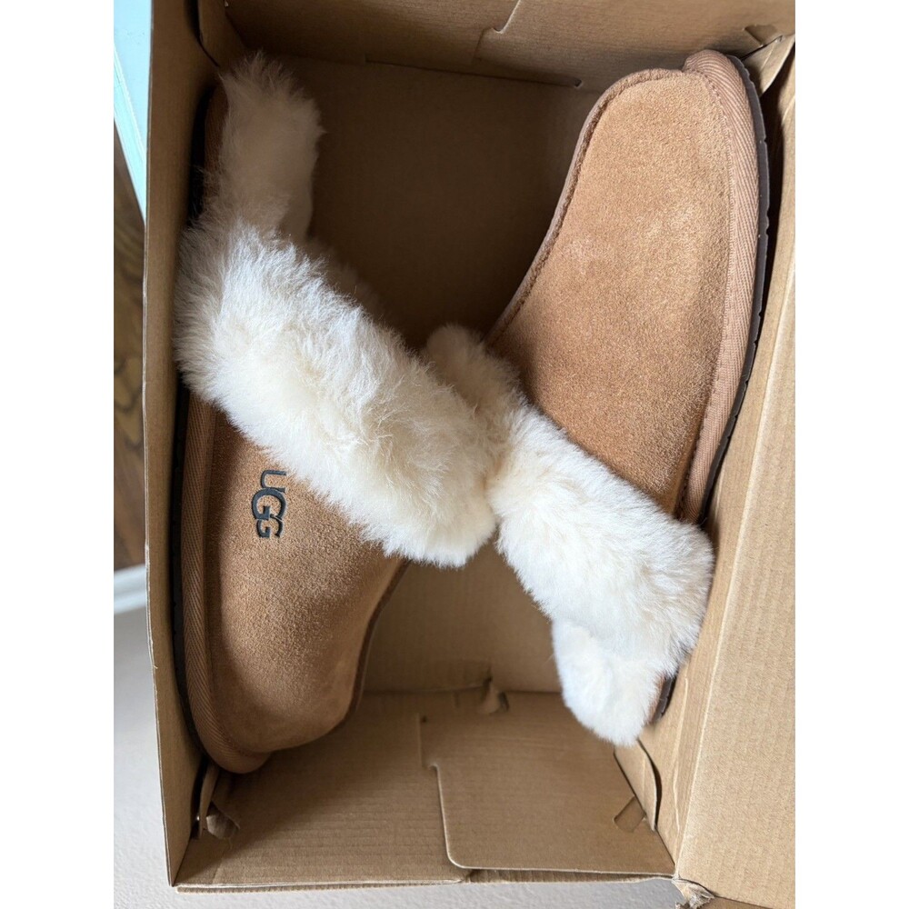 UGG New in Box W Scuffette II Women's Slippers Chestnut Size 6 Comfy Cozy Shoes